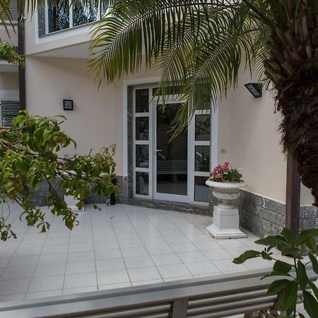 Vdl Luxury Villa Floridia Exterior photo